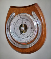 Английский ретро барометр «SB» в форме подковы на удачу